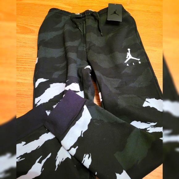 Boys' Jordan Jumpman Air Fleece Camo Pants - Picture 8 of 10